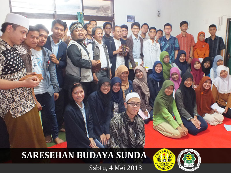 Bareng Unpad, Dewan Santri Gelar Saresehan Sunda