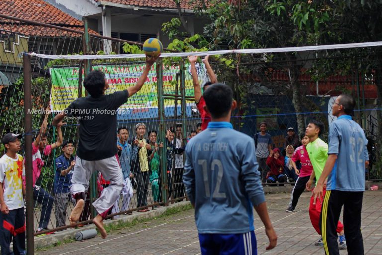 BEKUK AL-FURQAN, GREENLAND JUARAI UNIVERSAL CUP CABANG BOLA VOLI