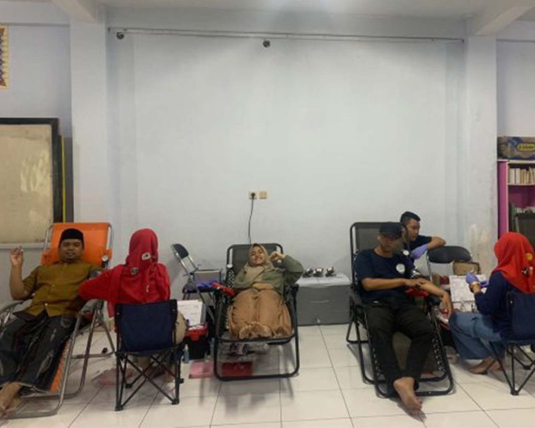 Gandeng KSR PMI UIN Bandung, Ponpes Mahasiswa Universal Gelar Donor Darah