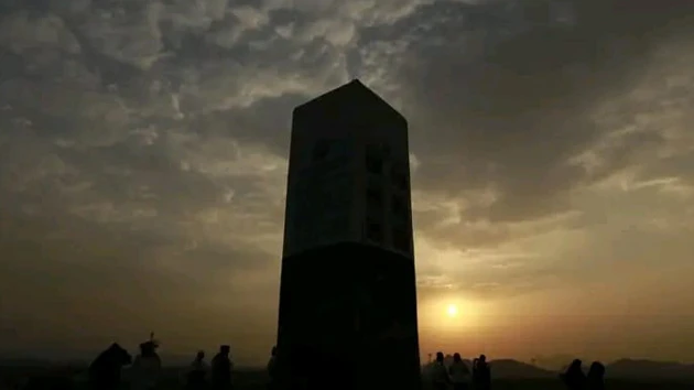 Catatan Perjalanan (8): Jabal Rahmah, Monumen Cinta dan Instrospeksi 